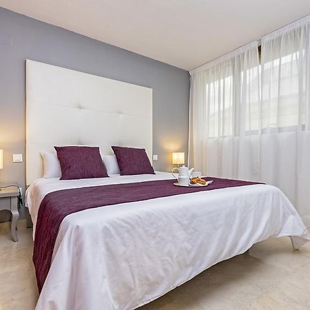 Goodplaces Larios Apartment Malaga Bagian luar foto
