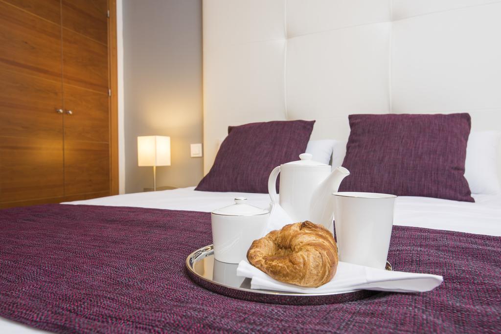 Goodplaces Larios Apartment Malaga Bagian luar foto