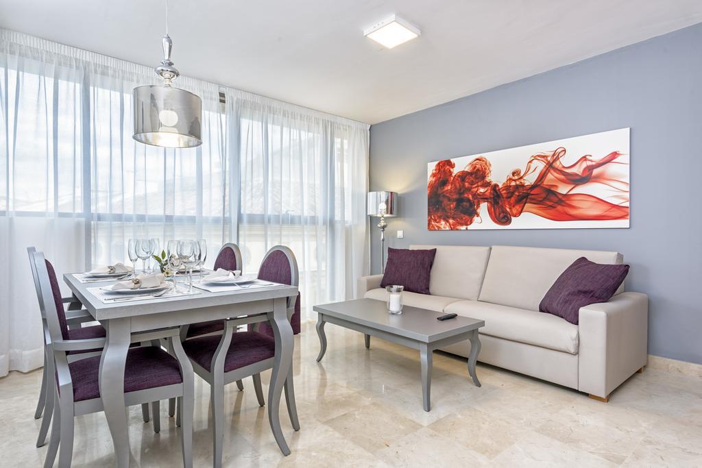 Goodplaces Larios Apartment Malaga Bagian luar foto