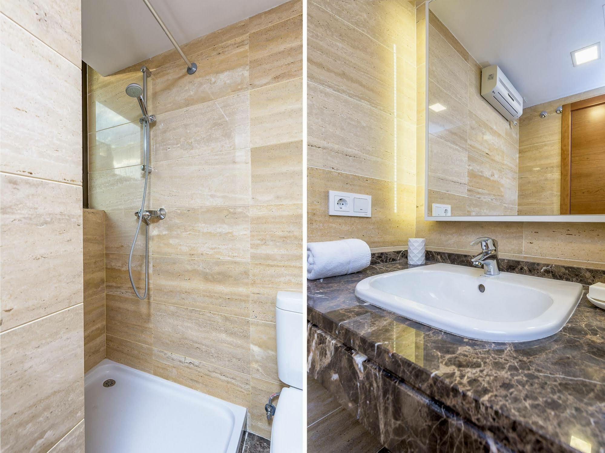 Goodplaces Larios Apartment Malaga Bagian luar foto